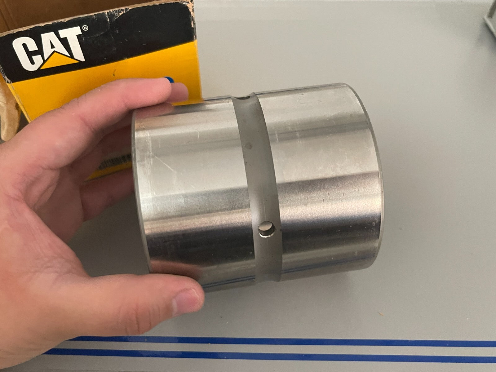 *NEW OEM* 0720 CAT Caterpillar Bearing Sleeve 1V-9148
