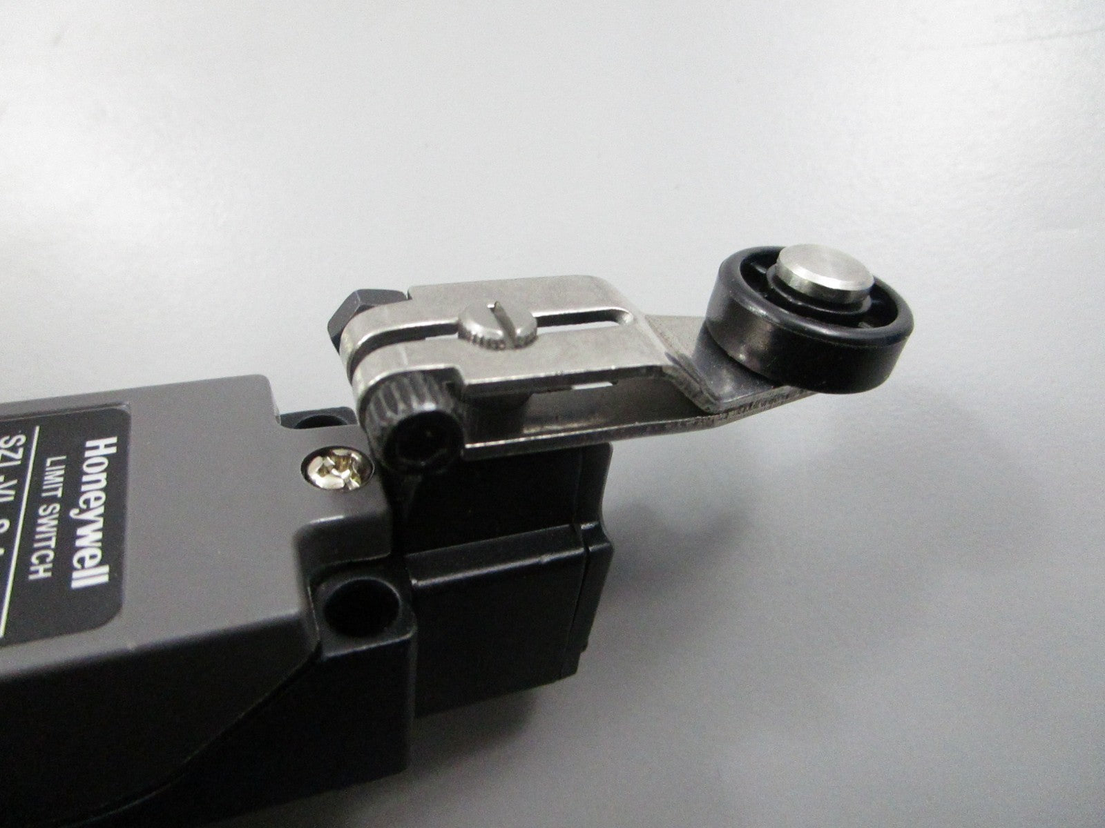 *NEW* 0810 Honeywell Limit Switch SZL-VL-S-A-N-M