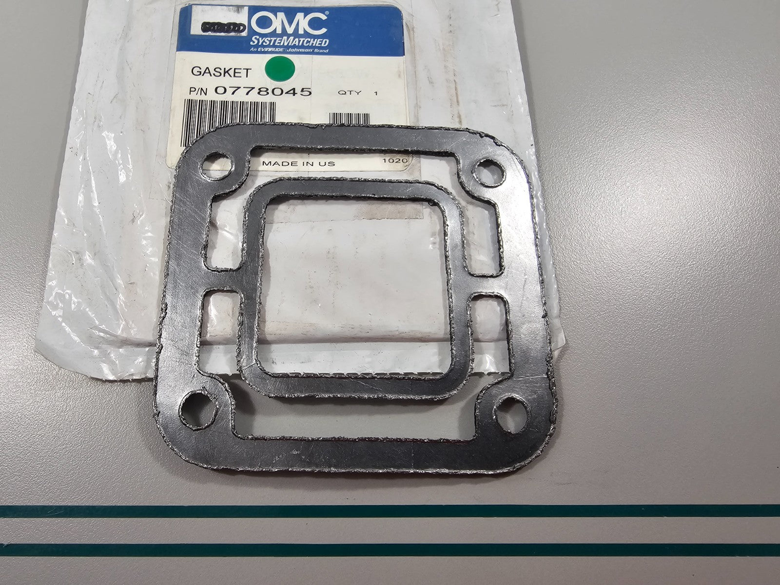 NEW OEM 778045 0778045 OMC Johnson Evinrude Gasket 0810