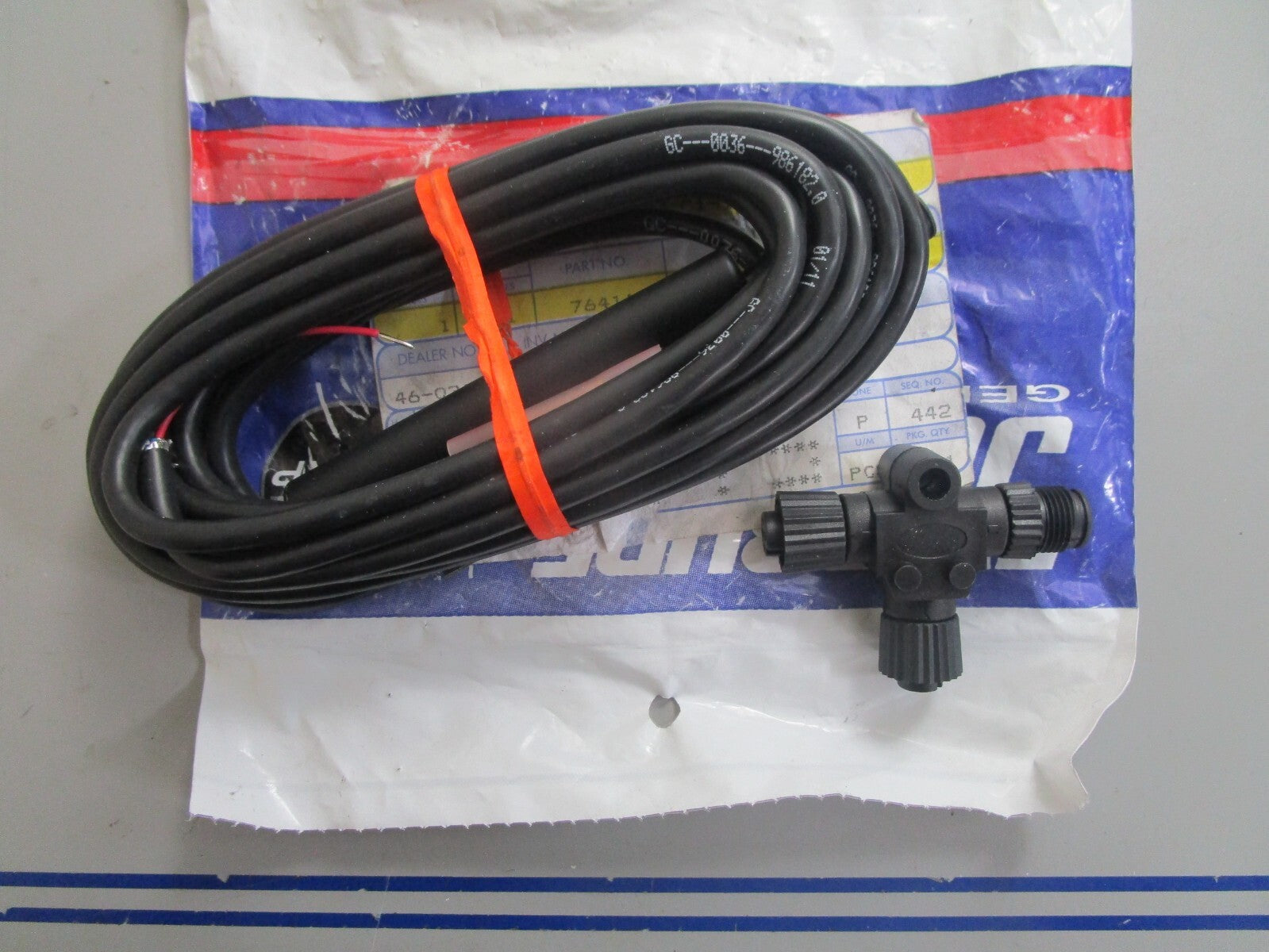 *NEW OEM* 0820 OMC Johnson Evinrude Fluid Level Kit 764166 0764166