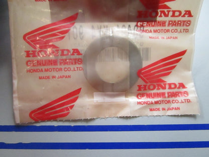 NEW OEM 90401-KY4-901 Honda Washer 0810