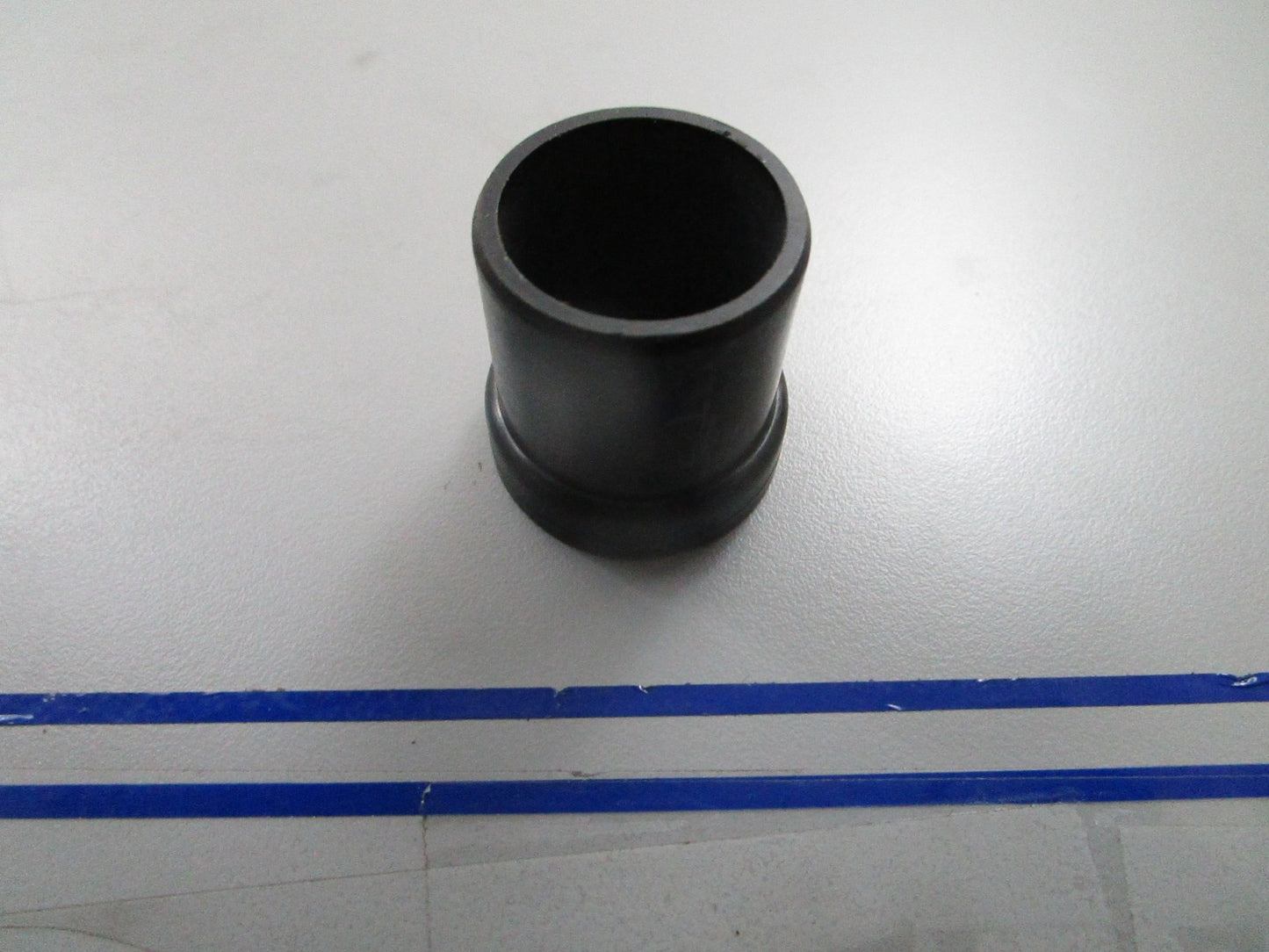 *NEW OEM* 0810 OMC Johnson Evinrude Thermostat Sleeve 337533 0337533