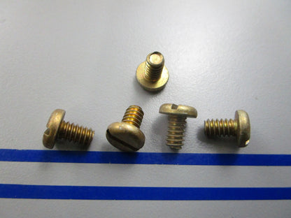 NEW OEM (LOT OF 5) 303212 0303212 OMC Johnson Evinrude  Screw 0810
