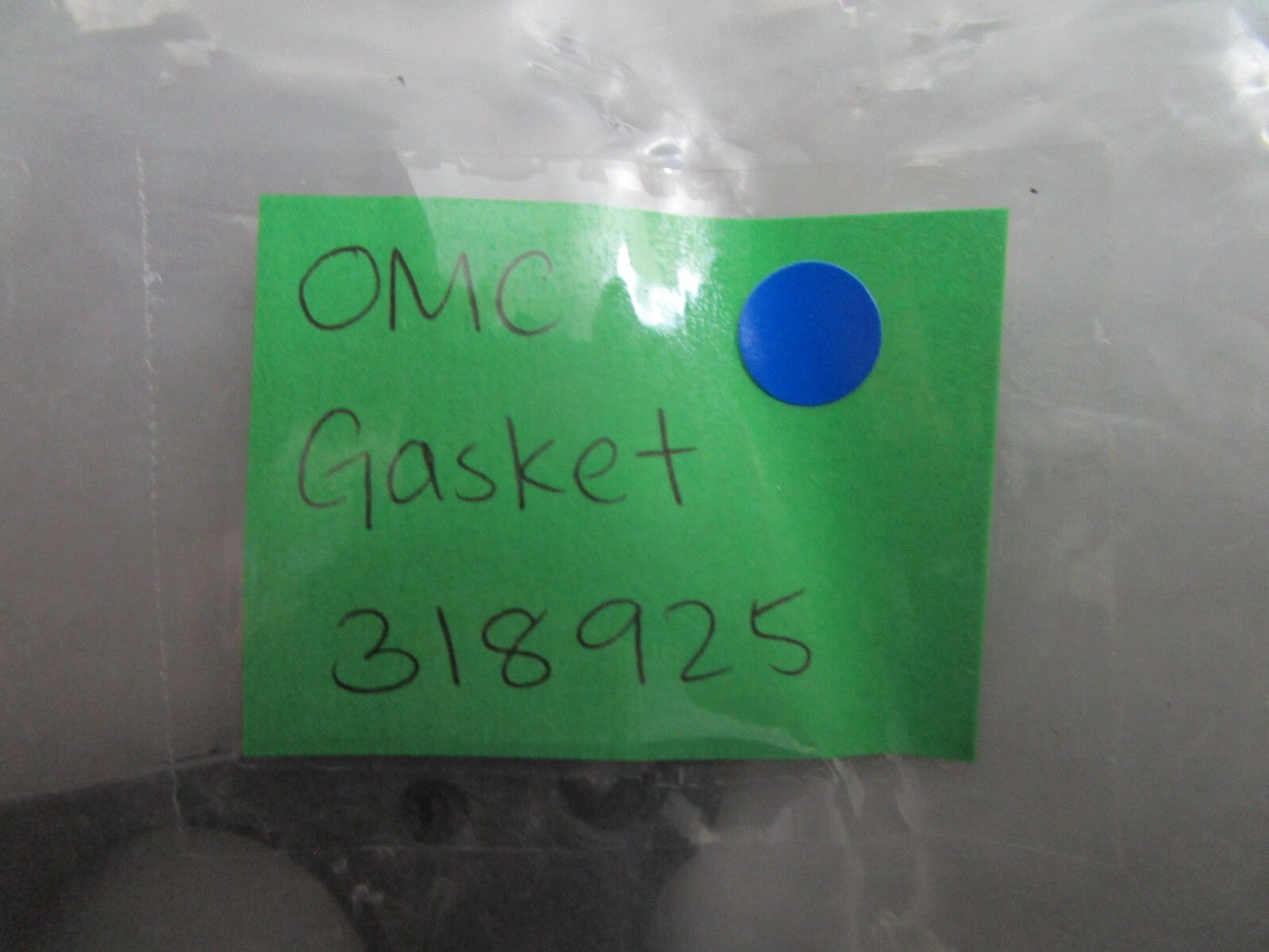 *NEW OEM* 0810 OMC Johnson Evinrude Gasket 318925 0318925