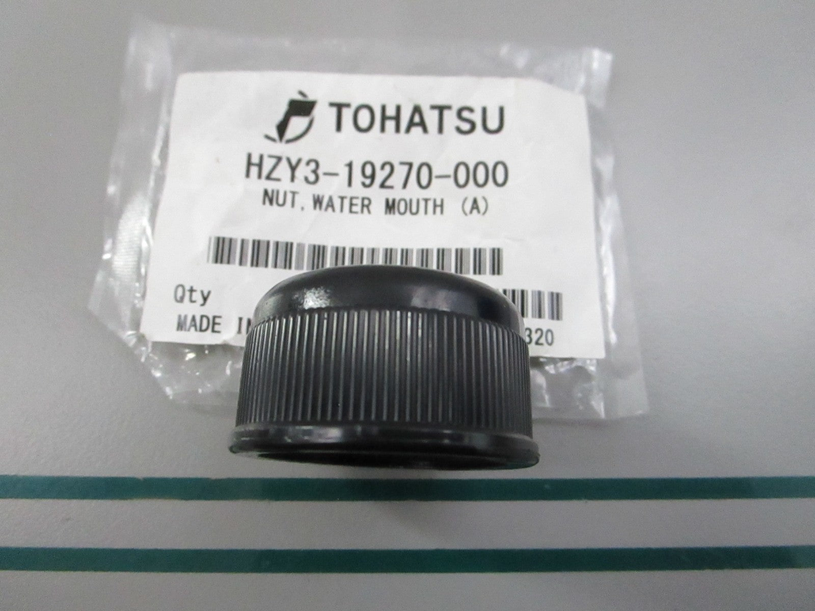 NEW OEM HZY3-19270-000 Tohatsu Water Mouth Nut (A)0810