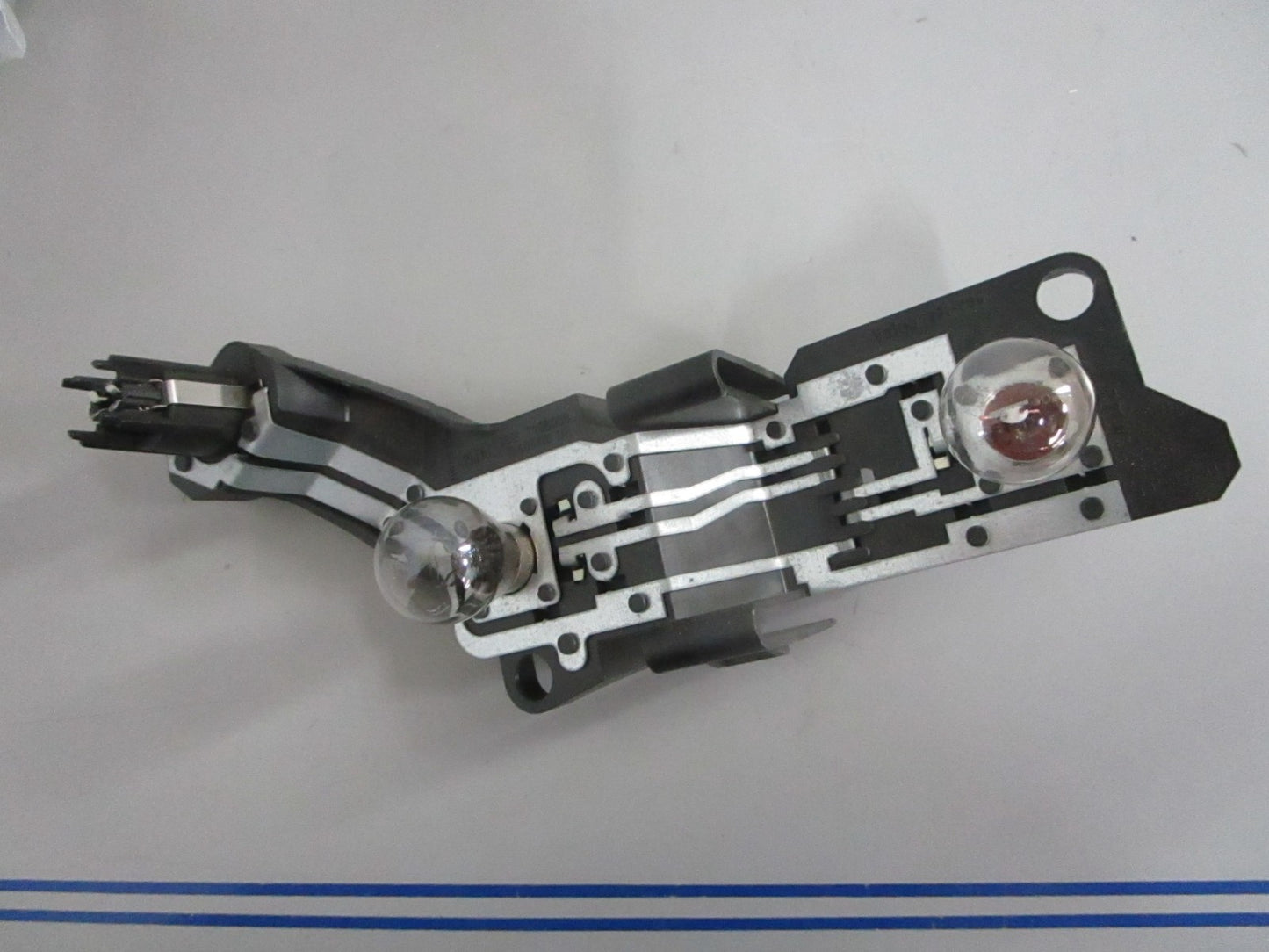 *NEW OEM* 0820 MINI Rear Driver's Side Socket Bulb 63217166007