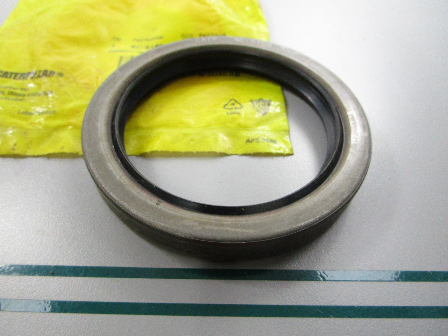 NEW OEM 8C-5168 CAT Seal 0810