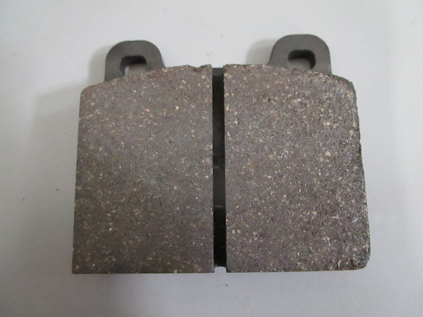 NEW OEM 0014207720 Mercedes-Benz 4 Brake Pad Set 0820