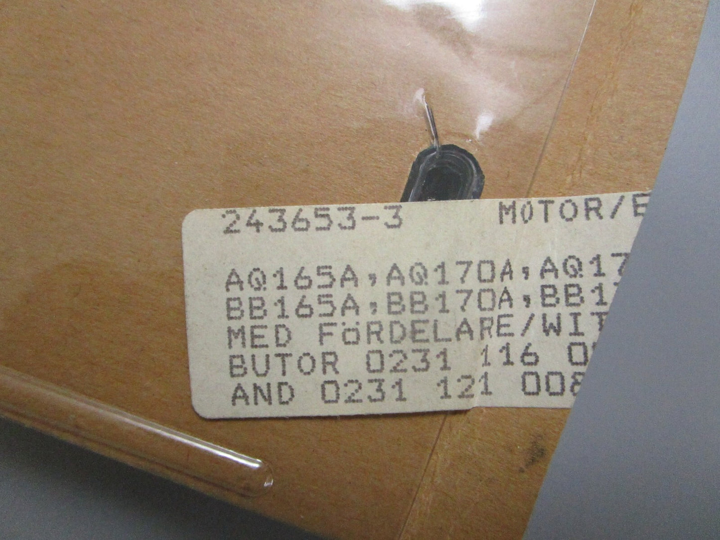 *NEW OEM* 0810 Volvo Penta Condenser 243653