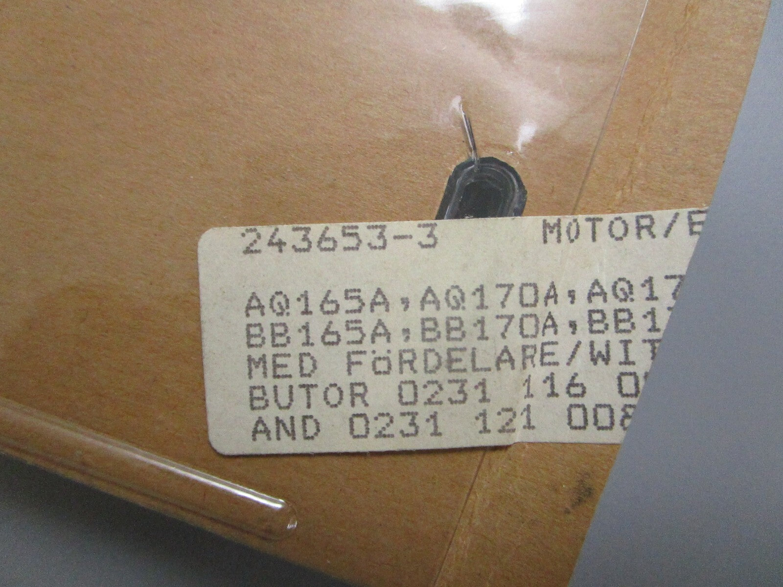 *NEW OEM* 0810 Volvo Penta Condenser 243653