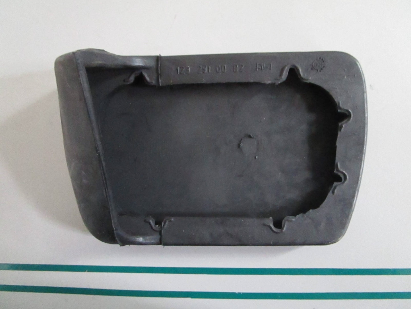 NEW OEM 1232910082 Mercedes-Benz Brake Pedal Pad 0820
