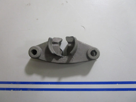 *NEW OEM* 0810 Mercury Quicksilver Bracket 39257