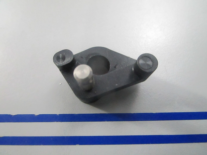 NEW OEM 75263 Mercury Quicksilver Crank Front Latch 0810