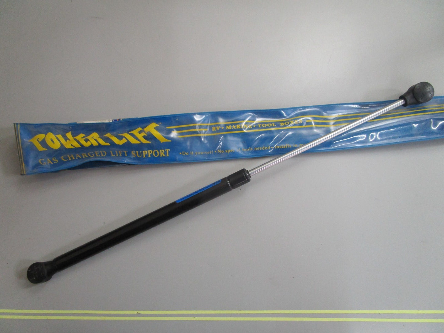 *NEW* 0810 SeaDog 17" Gas Lift Spring 321474-1