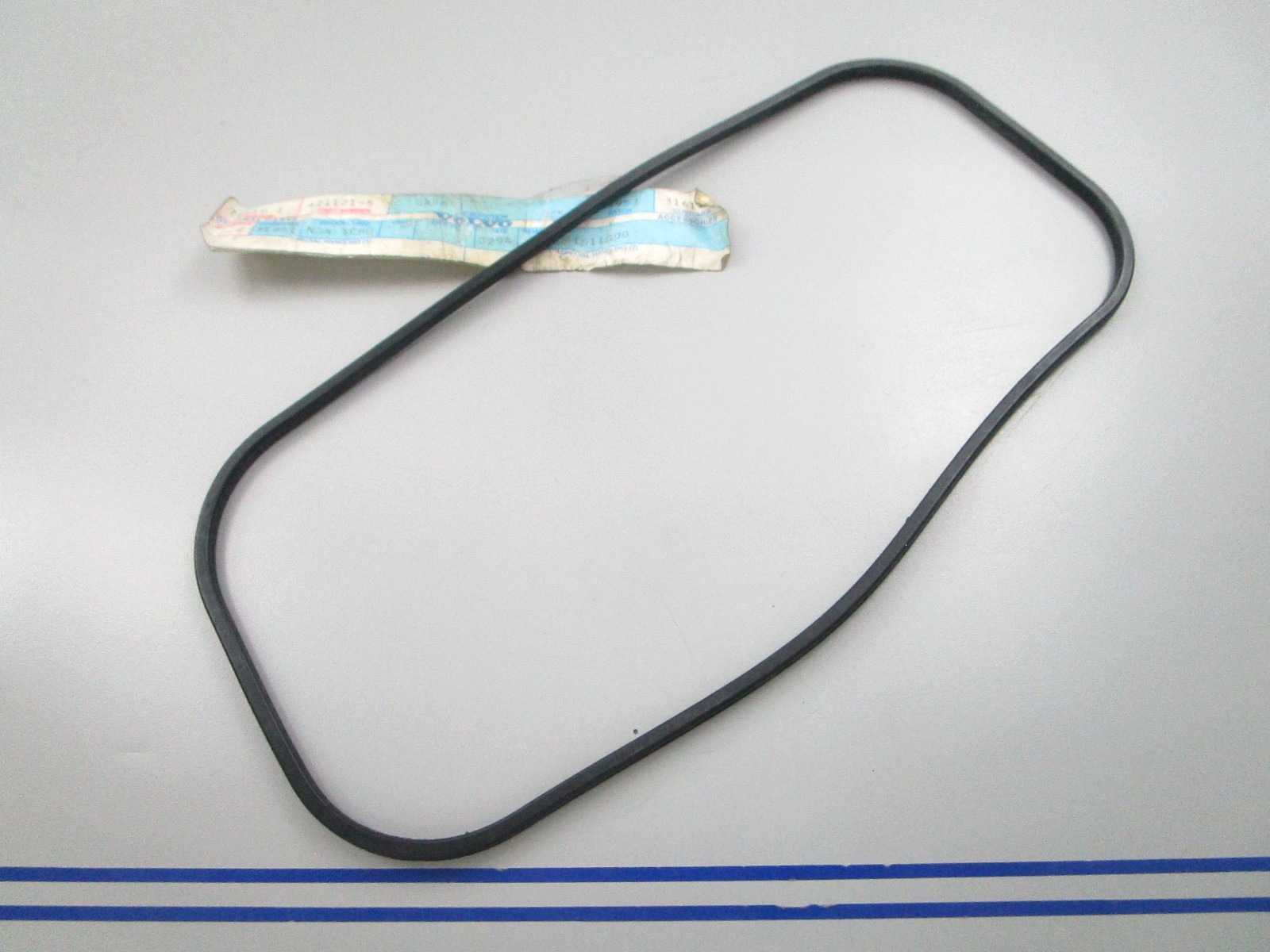 NEW OEM 421121 Volvo Penta Gasket 0810