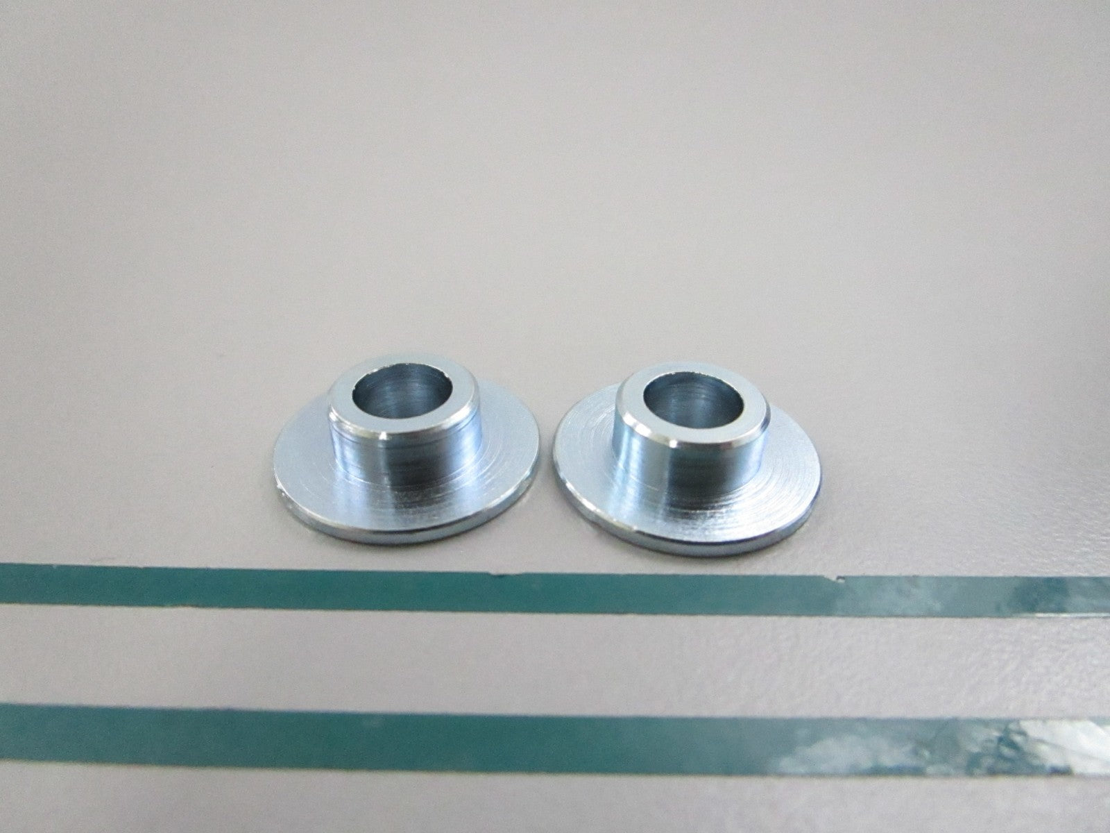 NEW OEM (LOT OF 2) 90387-068F8-00 Yamaha Collar 0810