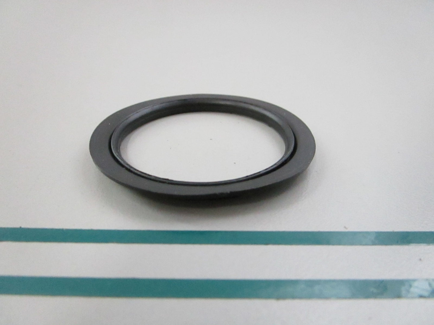 NEW OEM 1236890056 Mercedes-Benz Ring 0810