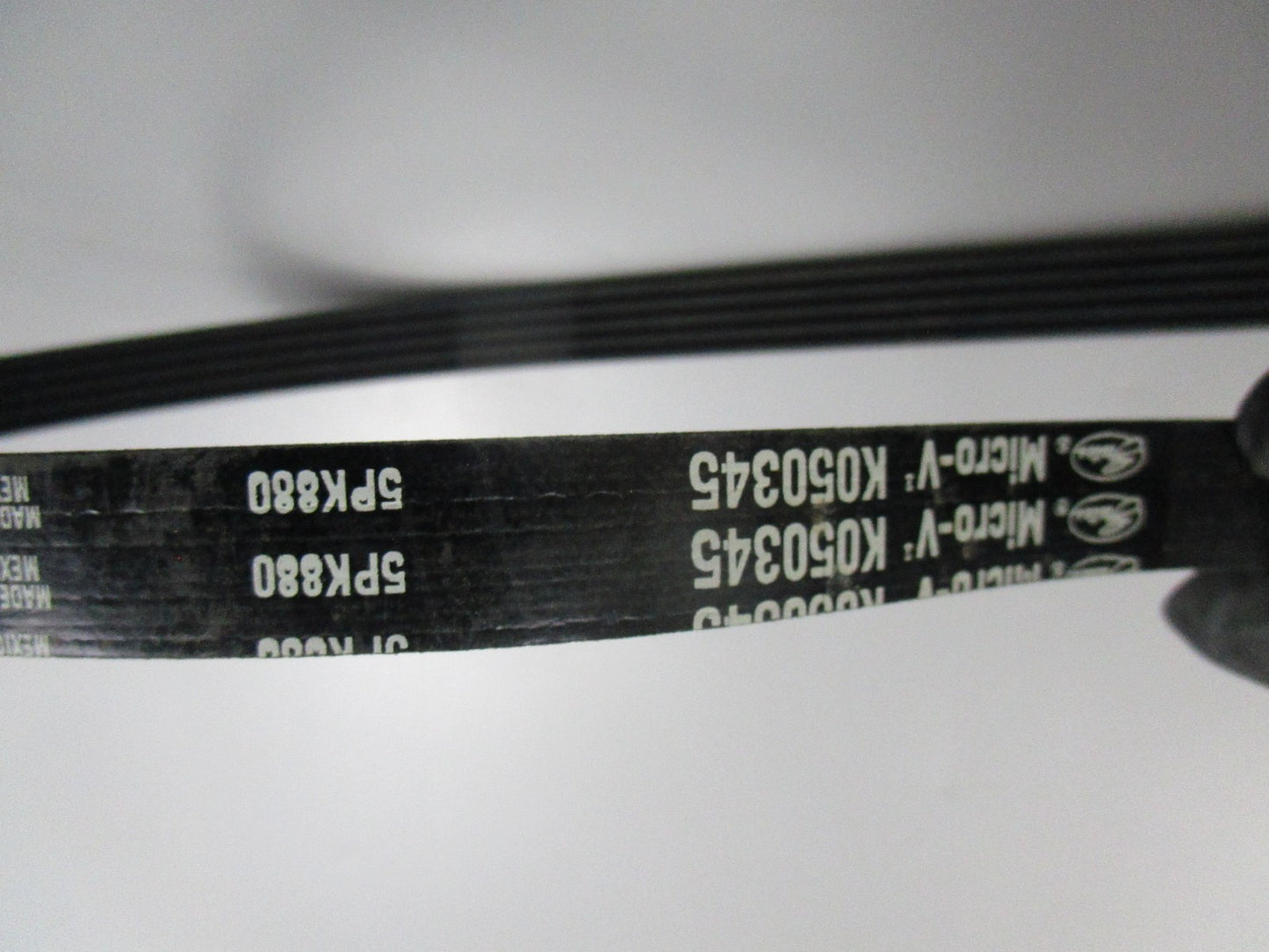 NEW K050345 Gates Micro-V Serpentine Belt 0810