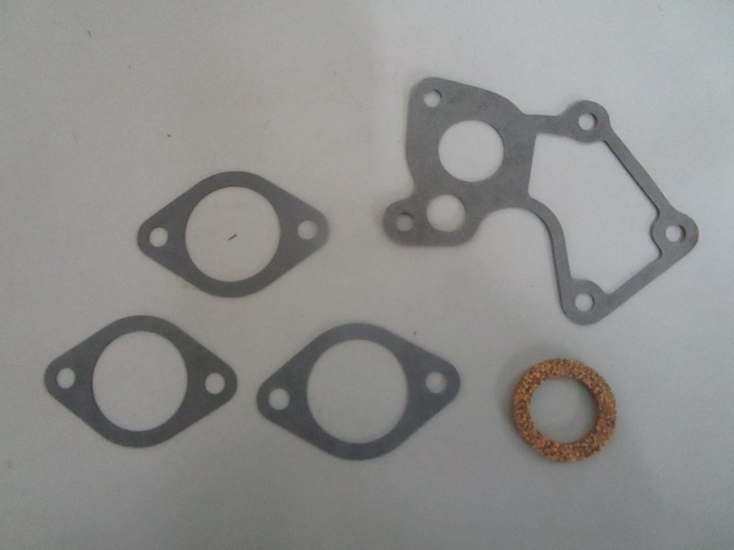 *NEW OEM* 0820 OMC Johnson Evinrude Powerhead Set 439084 0439084
