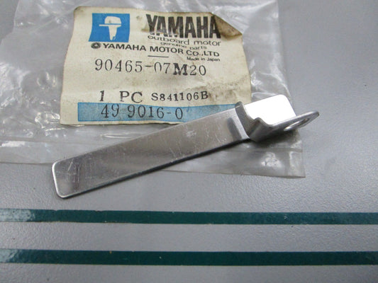 NEW OEM 90465-07M20-00 Yamaha Clamp 0810