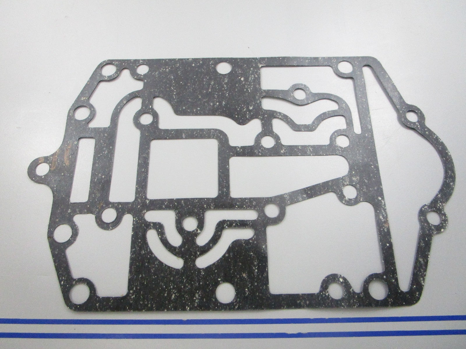 NEW OEM 27-43008 3 Mercury Quicksilver Gasket 0810