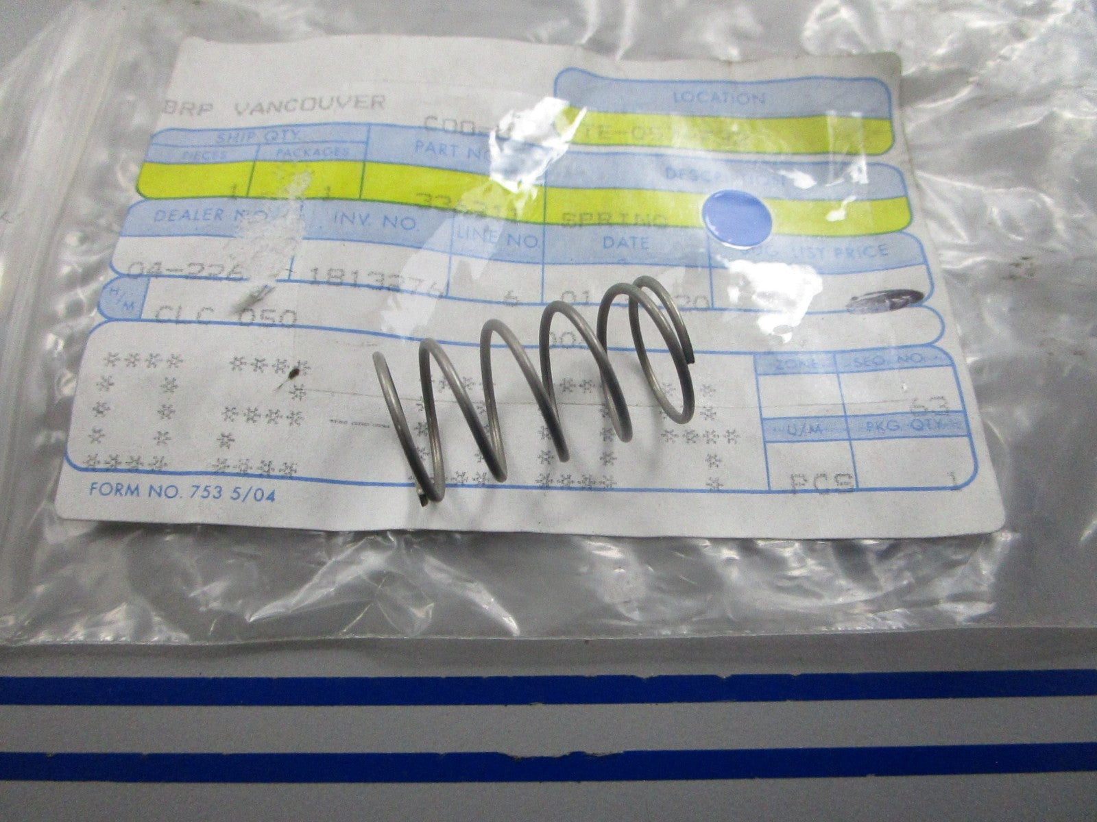 NEW OEM 336211 0336211 OMC Johnson Evinrude Spring 0810