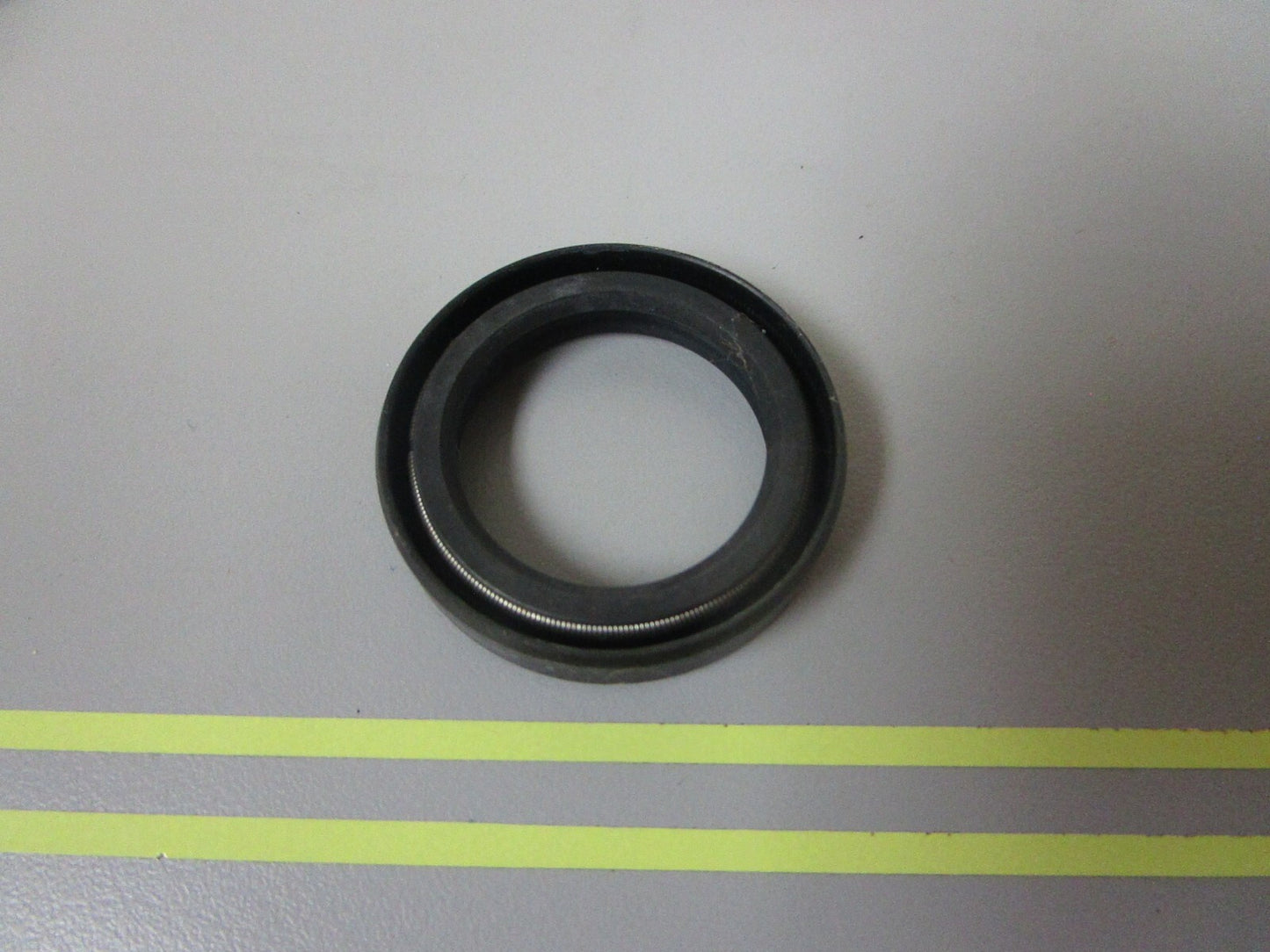 *NEW OEM* 0810 Mercury Quicksilver Oil Seal 26-F458146