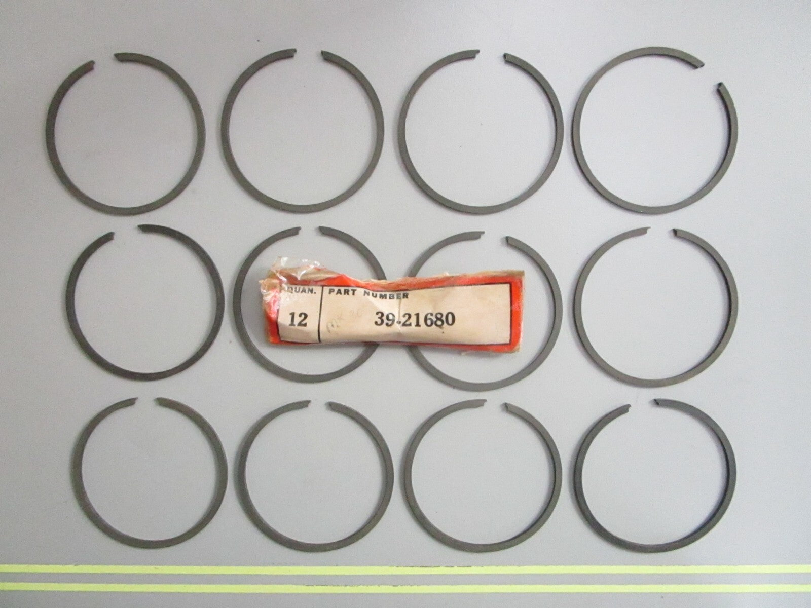 *NEW OEM* 0820 Mercury Quicksilver 12 Piston Ring Set 39-21680