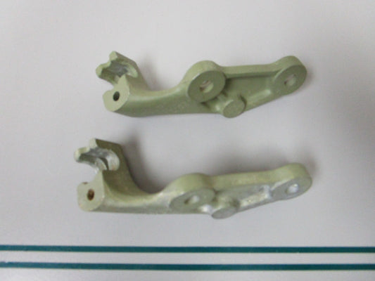 NEW OEM (LOT OF 2) 321637 0321637 OMC Johnson Evinrude Shift Bracket 0810