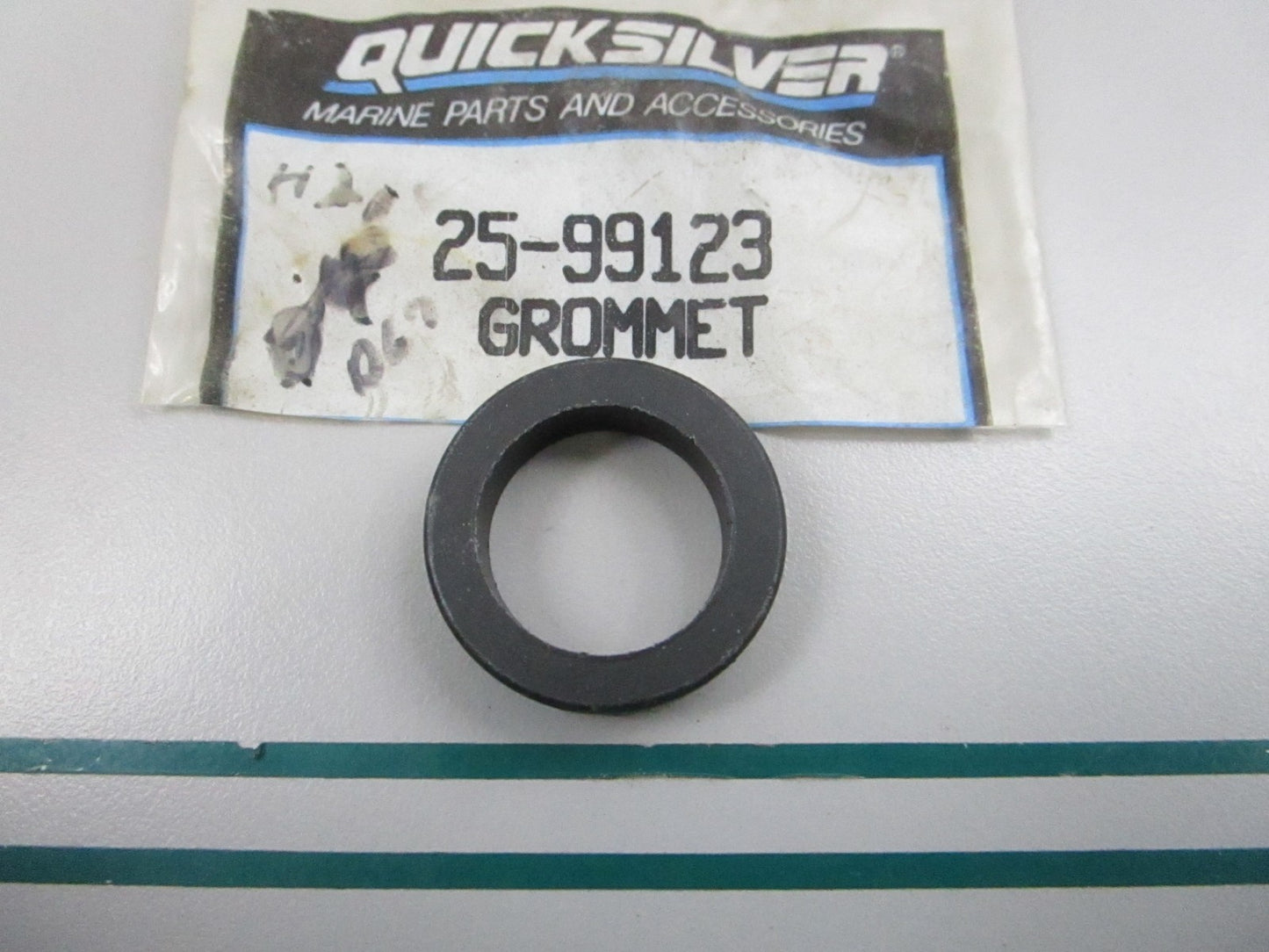 NEW OEM 25-99123 Mercury Quicksilver Grommet 0810