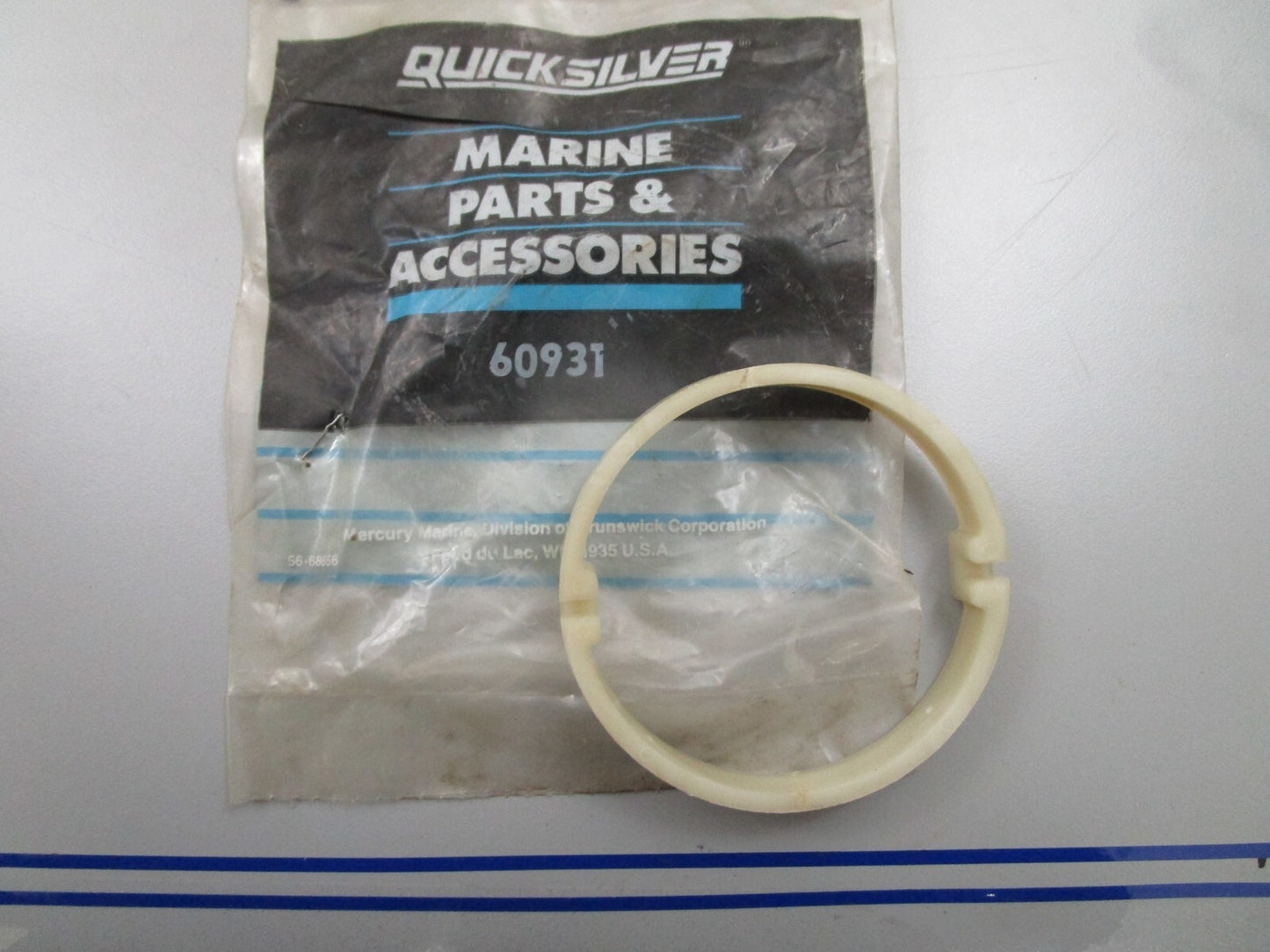 *NEW OEM* 0810 Mercury Quicksilver Retainer 60931
