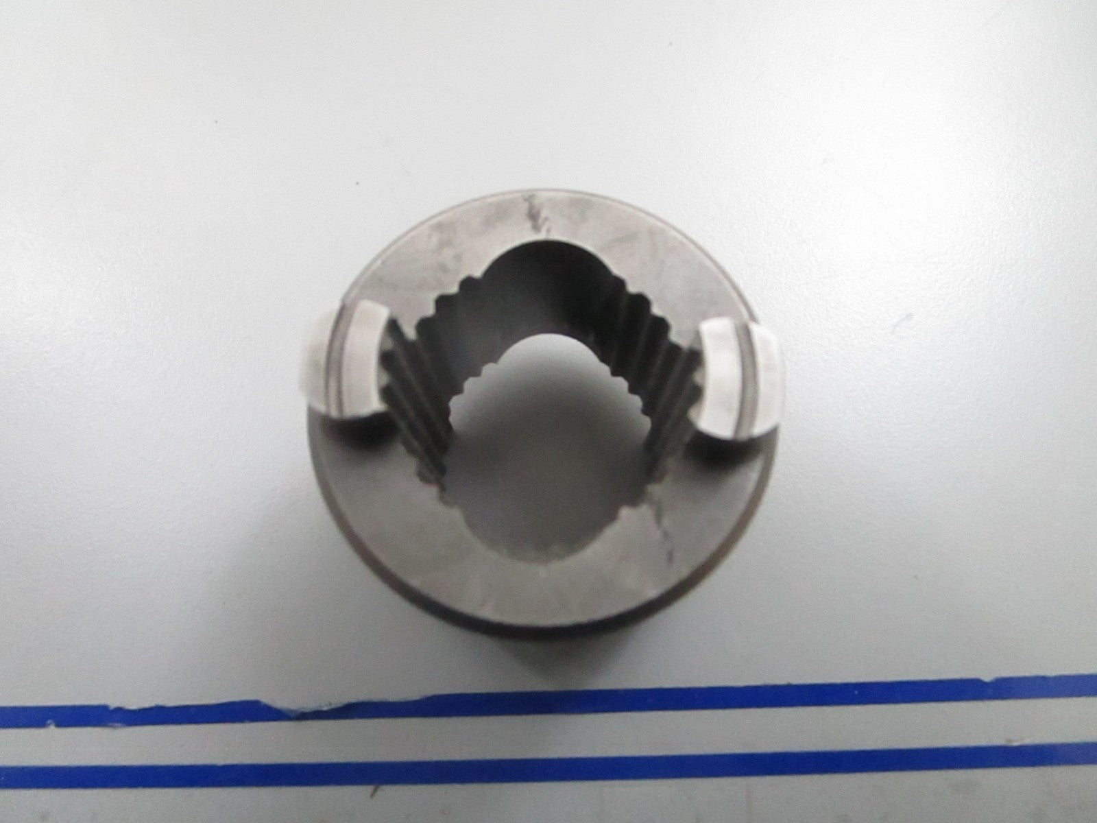 *NEW OEM* 0810 OMC Johnson Evinrude Clutch Dog 312054 0312054