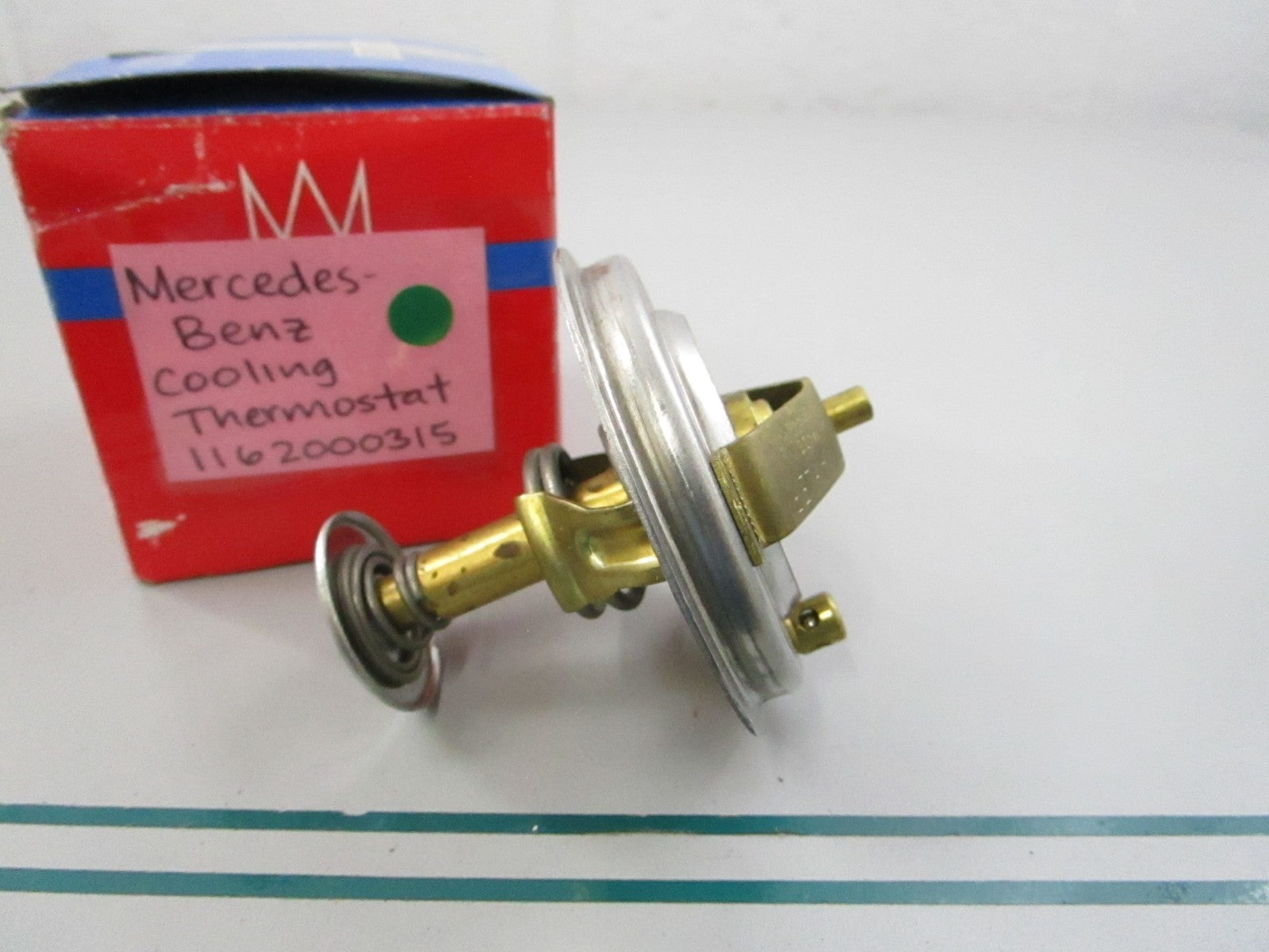 NEW OEM 1162000315 Mercedes-Benz Cooling Thermostat 0810