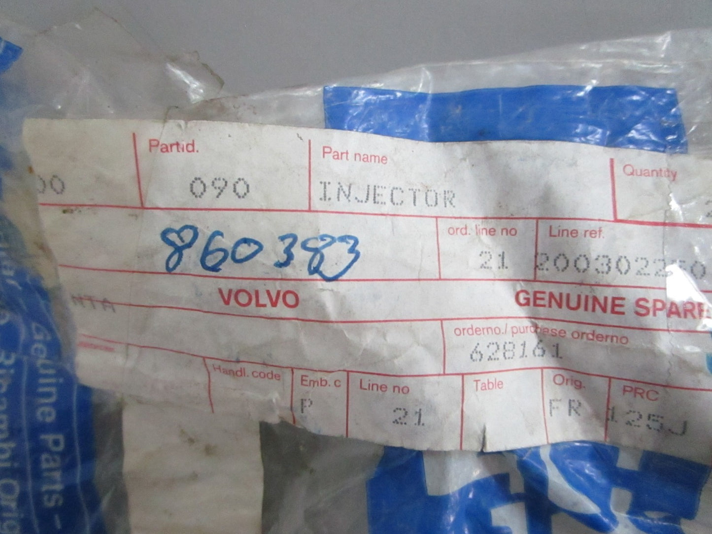 *NEW OEM* 0820 Volvo Penta Injector 860383