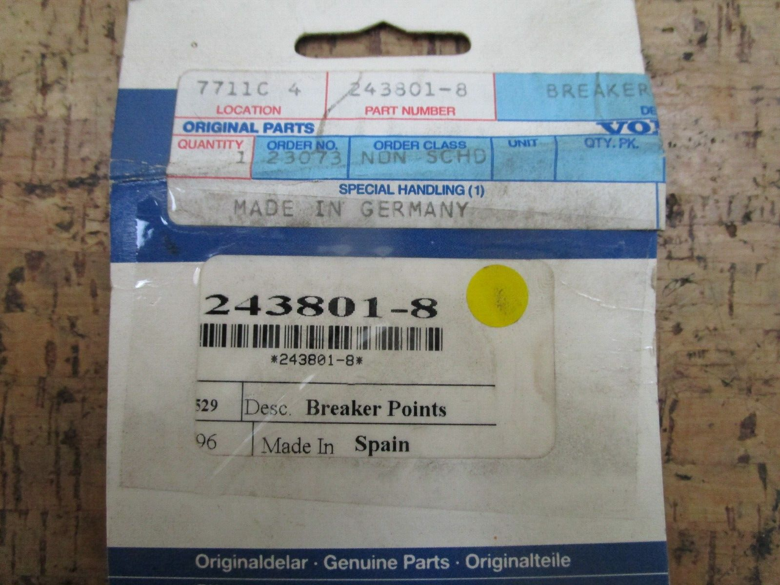 *NEW OEM* 0750 Volvo Penta BREAKER POINTS 243801-8