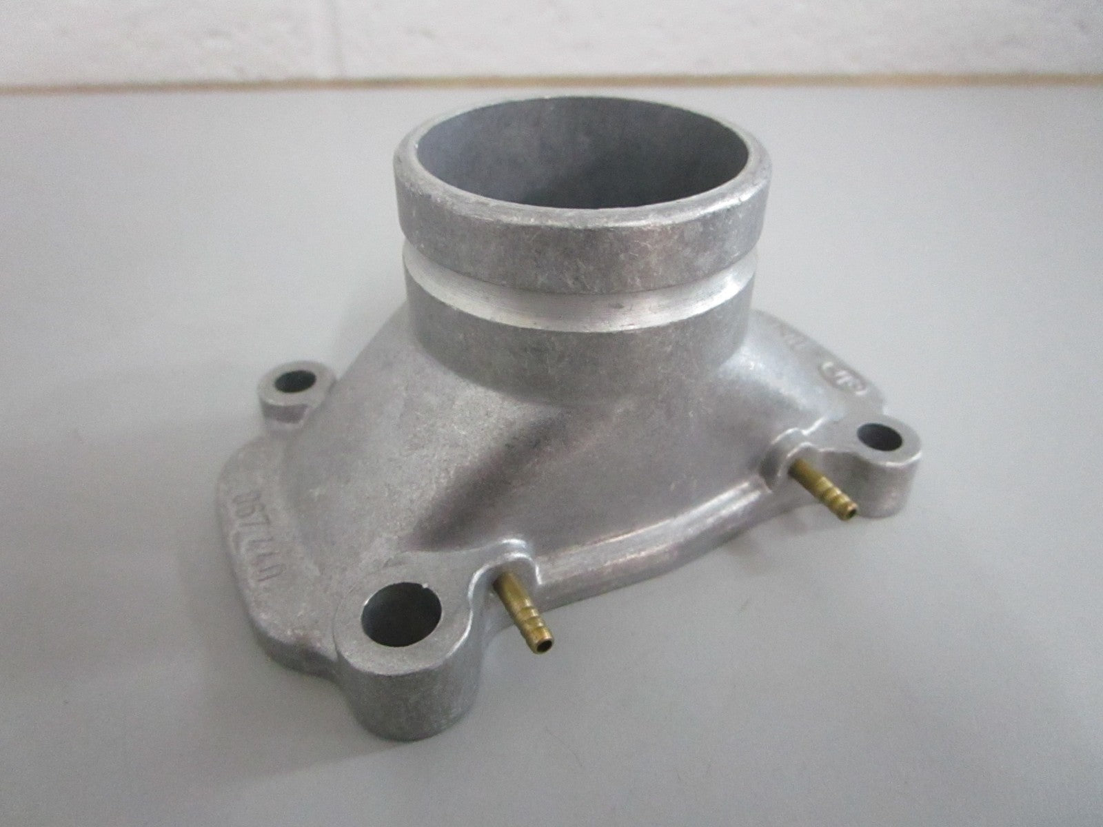 *NEW OEM* 0820 Ski-Doo Intake Manifold Cover 420867442