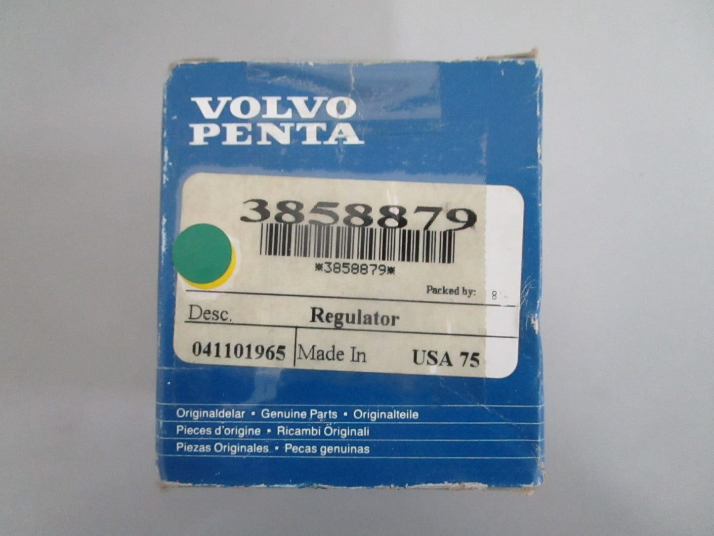 Volvo Penta 3858879 Voltage Regulator OMC Marine Inboard NOS NEW OEM 0820