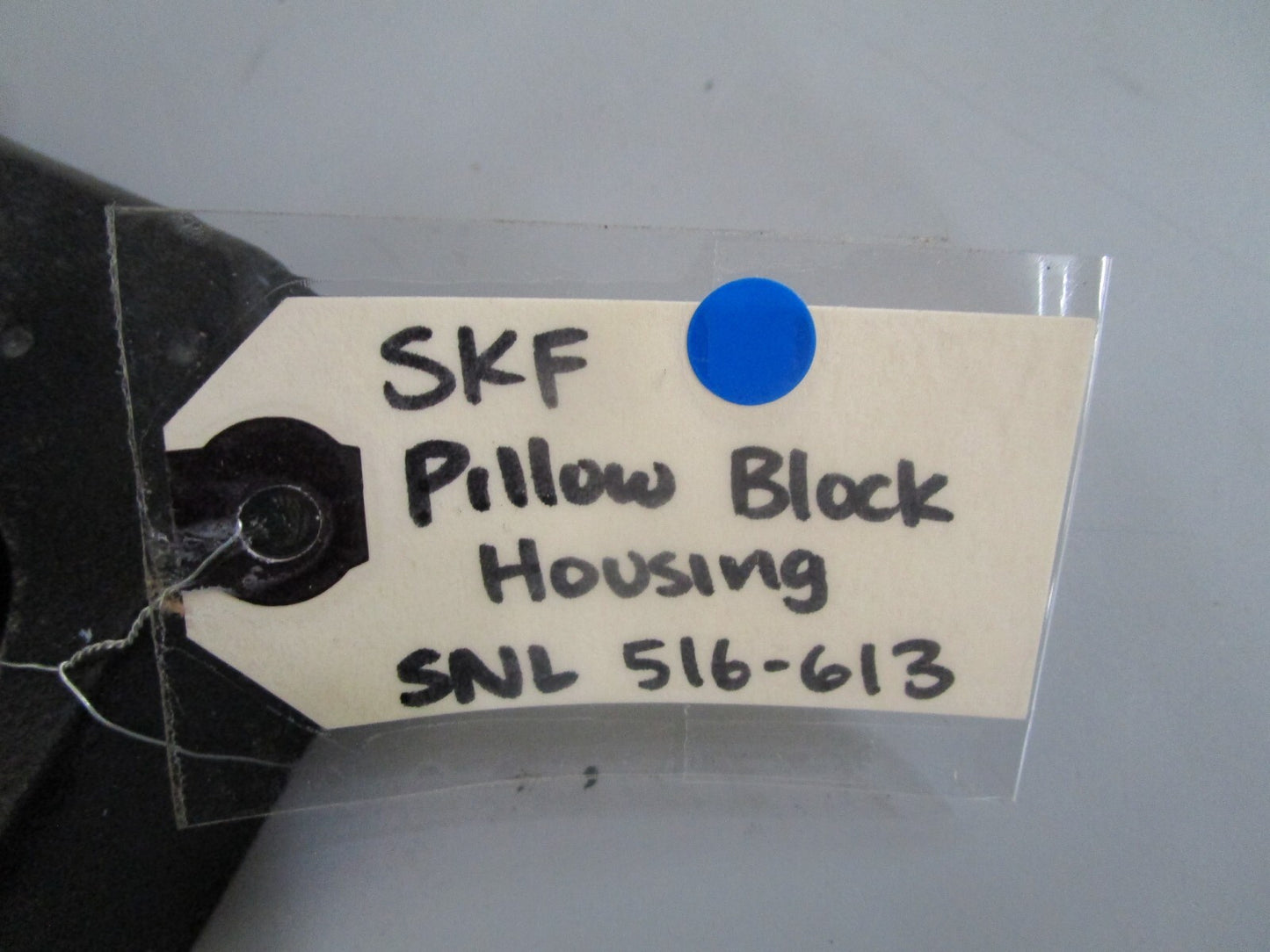 *NEW* 0820 SKF Pillow Block Housing SNL 516-613