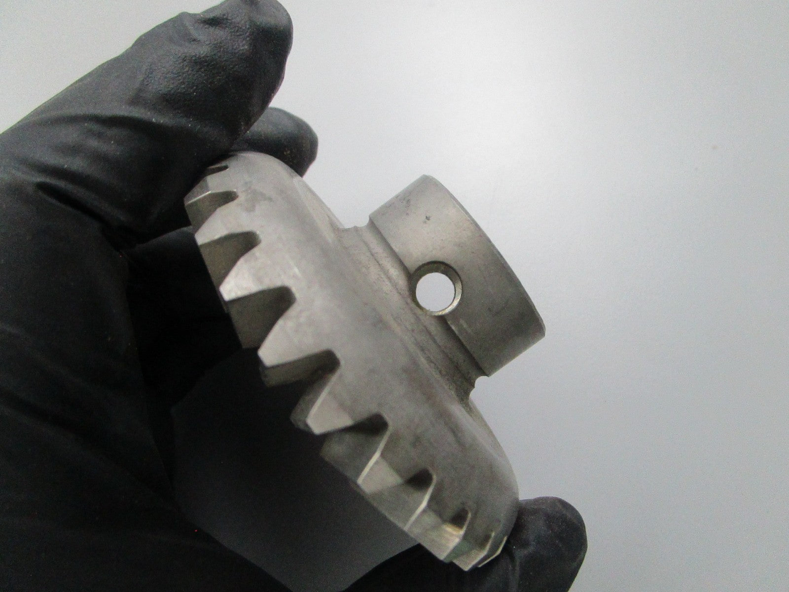 NEW OEM 43-28761 Mercury Quicksilver 28T Gear 0810