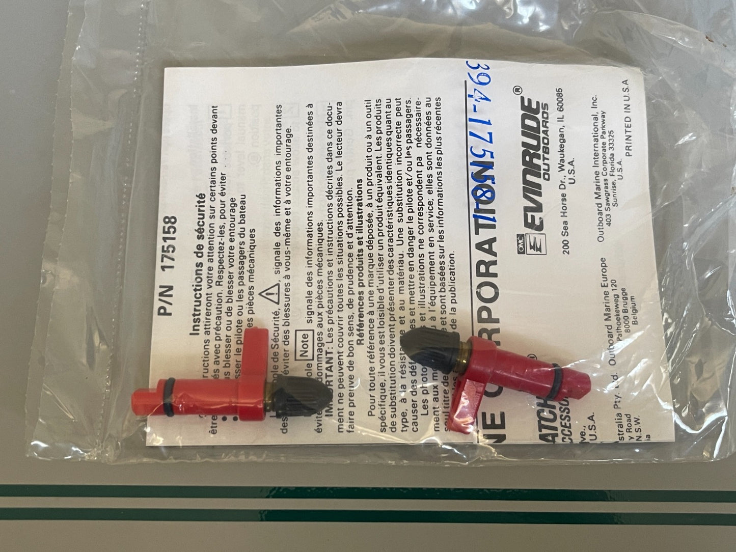 NEW OEM (LOT OF 2) 175158 0175158 OMC Johnson Evinrude Valve Kit 0810