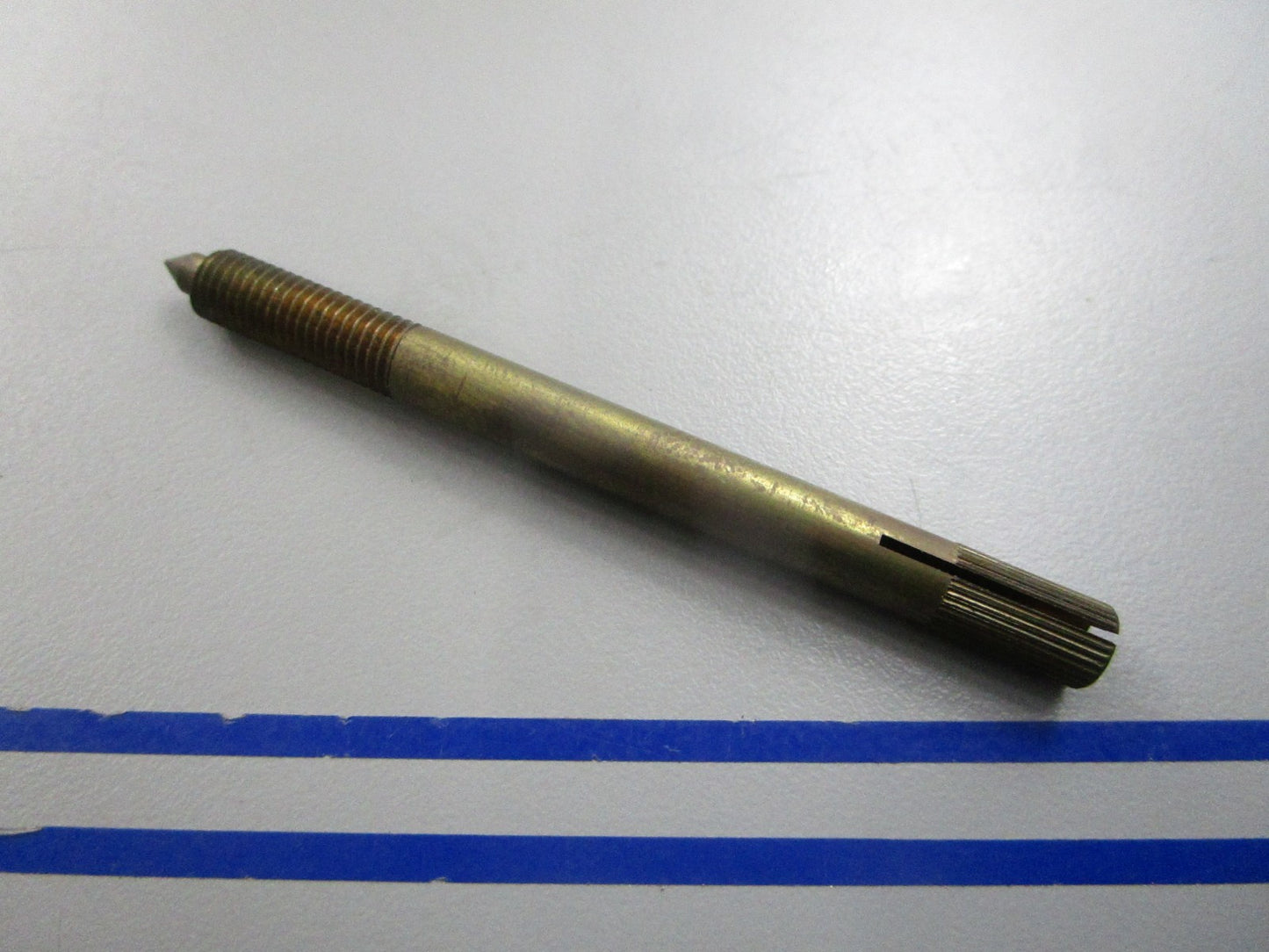 NEW OEM 303476 0303476 OMC Johnson Evinrude Needle Valve 0810
