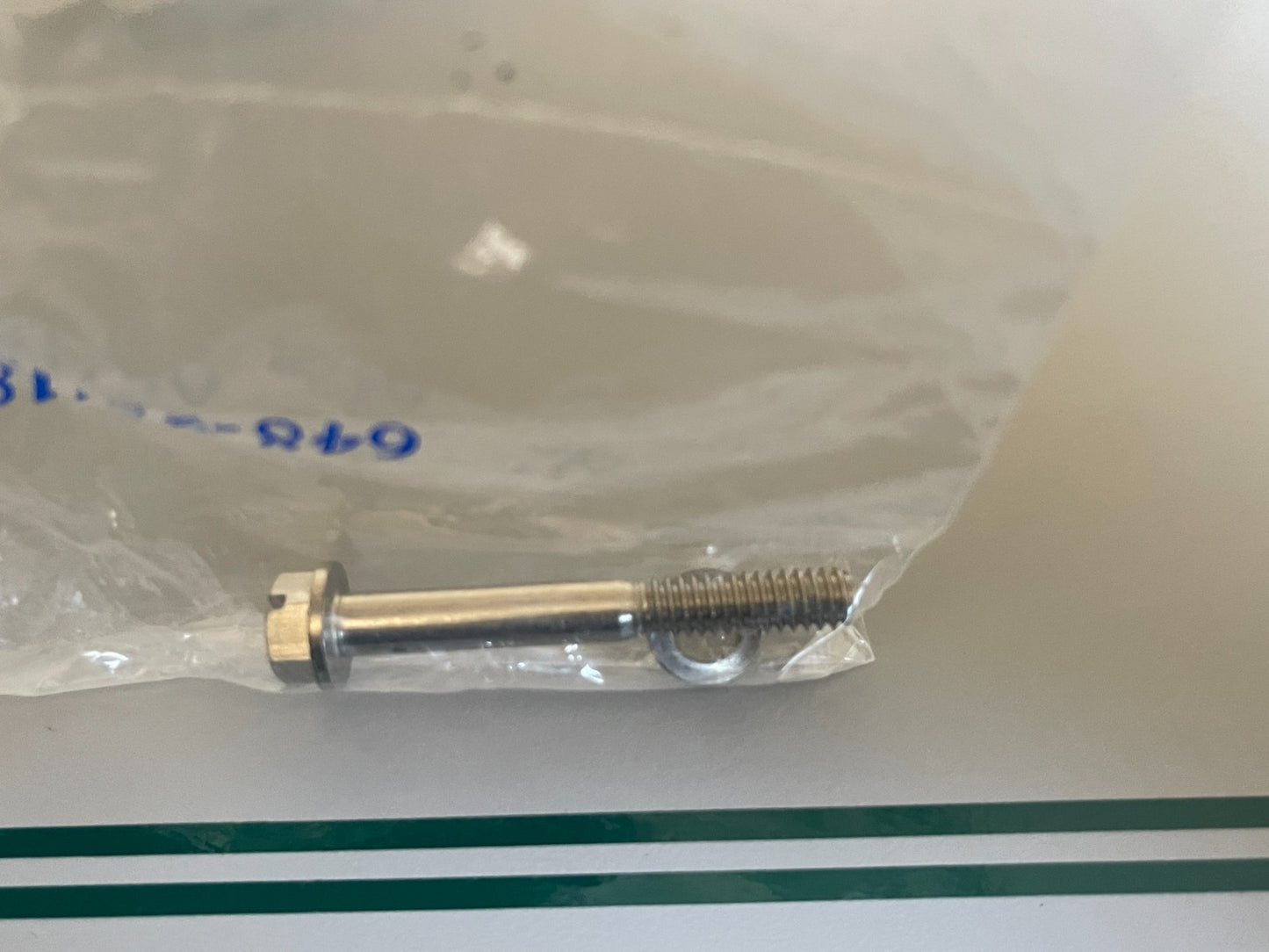 NEW OEM (LOT OF 8) 981185 0981185 OMC Johnson Evinrude Screw & Washer 0810