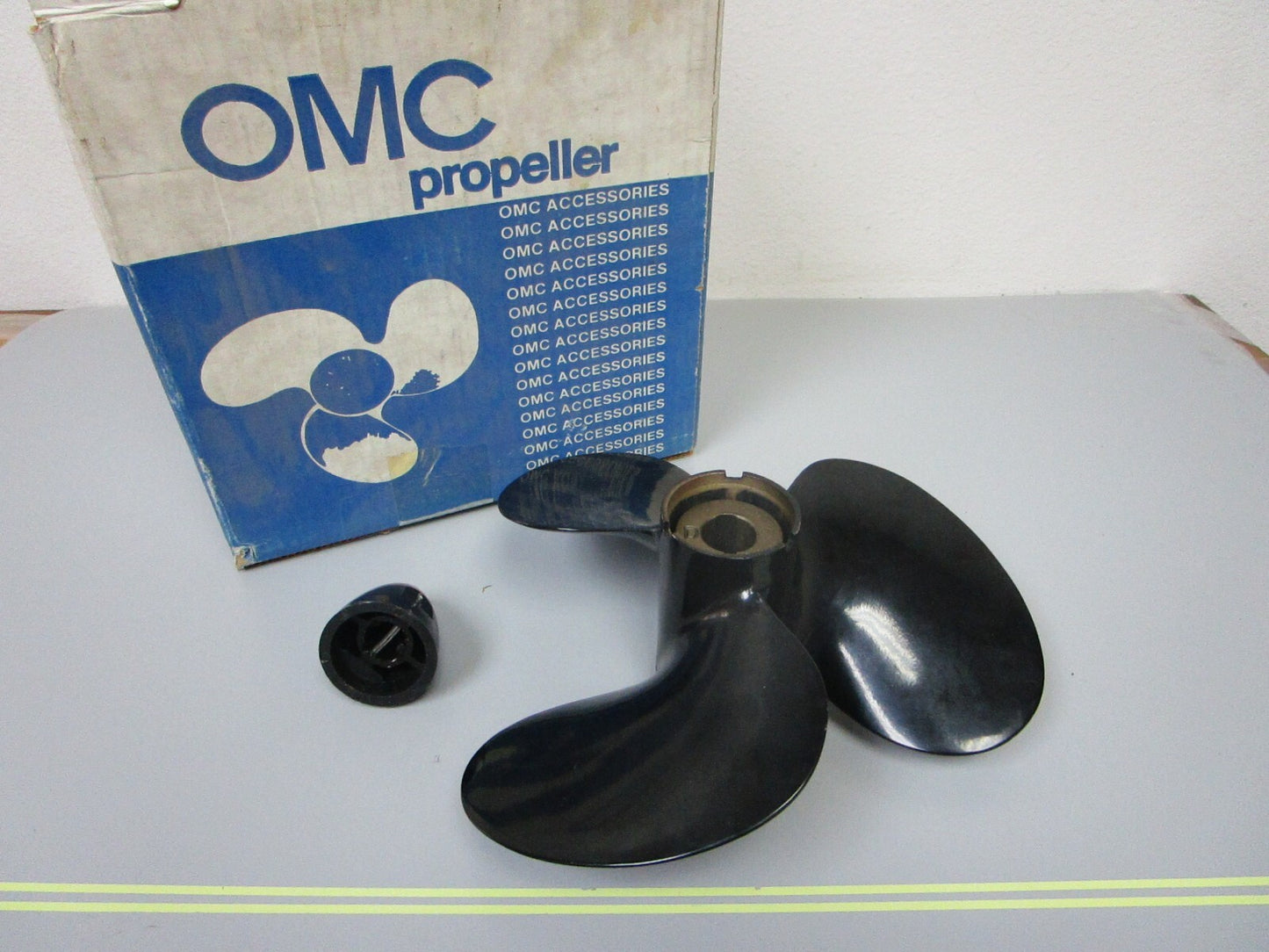 *NEW OEM* 0720 OMC Johnson Evinrude 65 85 HP 10 x 12P Propeller 378039 0378039