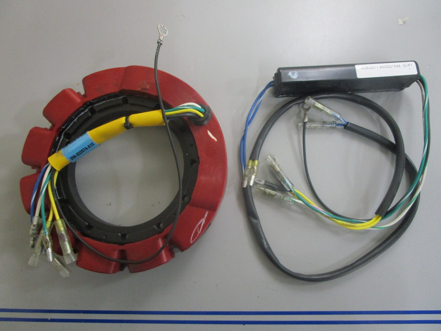 *NEW OEM* 0820 Mercury Mariner 40 45 hp Red Stator Kit 398-832074A6