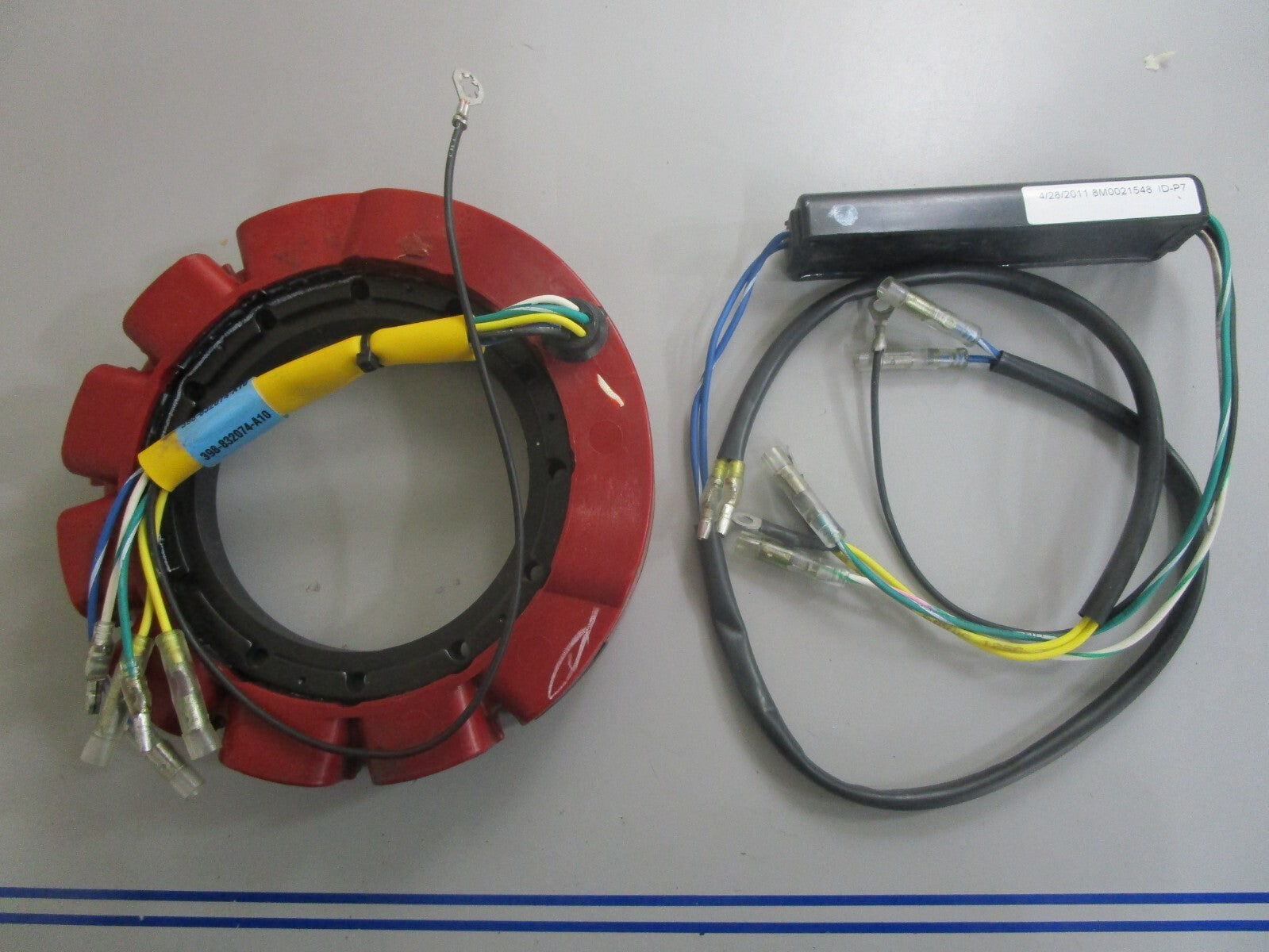 *NEW OEM* 0820 Mercury Mariner 40 45 hp Red Stator Kit 398-832074A6