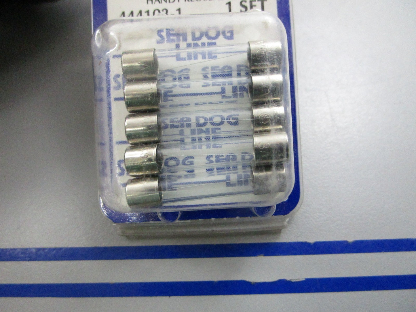 NEW (LOT OF 5) 444103-1 Sea-Dog 3 AMP AGC Fuse 0810