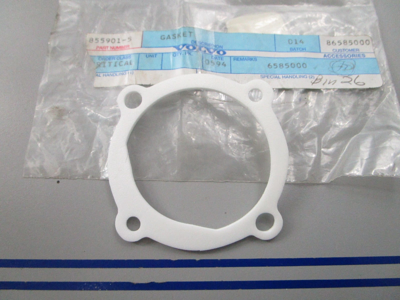 NEW OEM 855901 Volvo Penta Gasket 0810