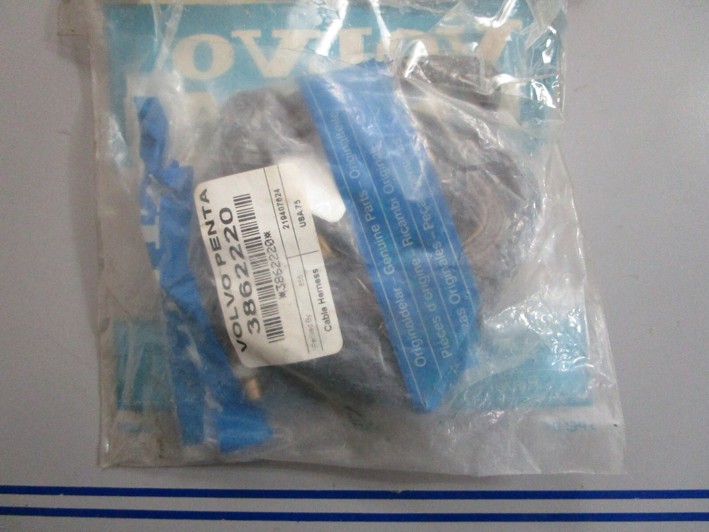*NEW OEM* 0820 Volvo Penta Cable Kit 3862185