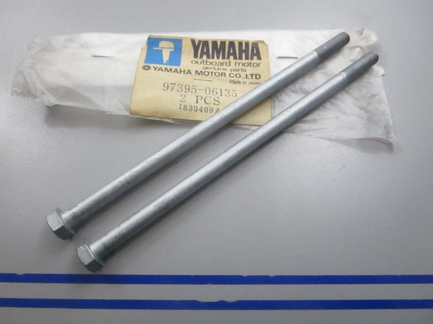 NEW OEM (LOT OF 2) 97395-06135 Yamaha Bolt 0810