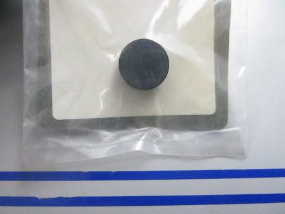 *NEW OEM* 0810 OMC Johnson Evinrude Main Nozzle Cap 5033084